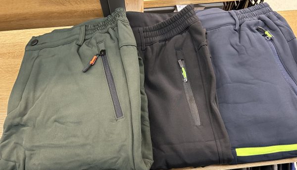 PANTALÓN TREKKING 35€