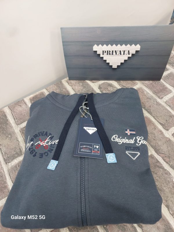 SUDADERA PRIVATA