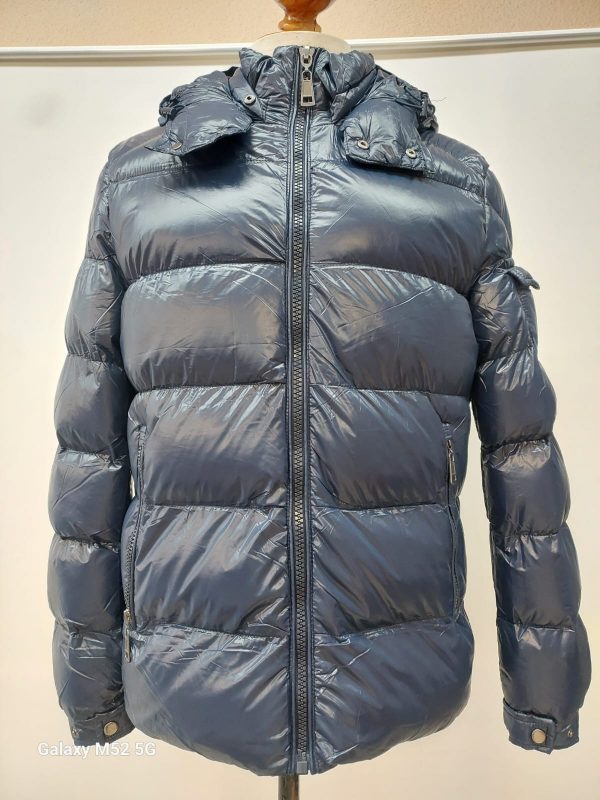 CAZADORA 42€
