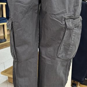PANTALÓN CARGO GRIS